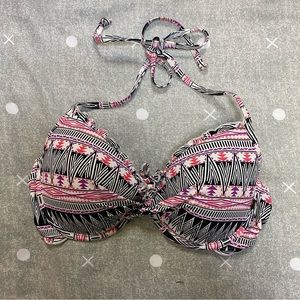 La Vie en Rose | Push-up Bikini top NWOT!